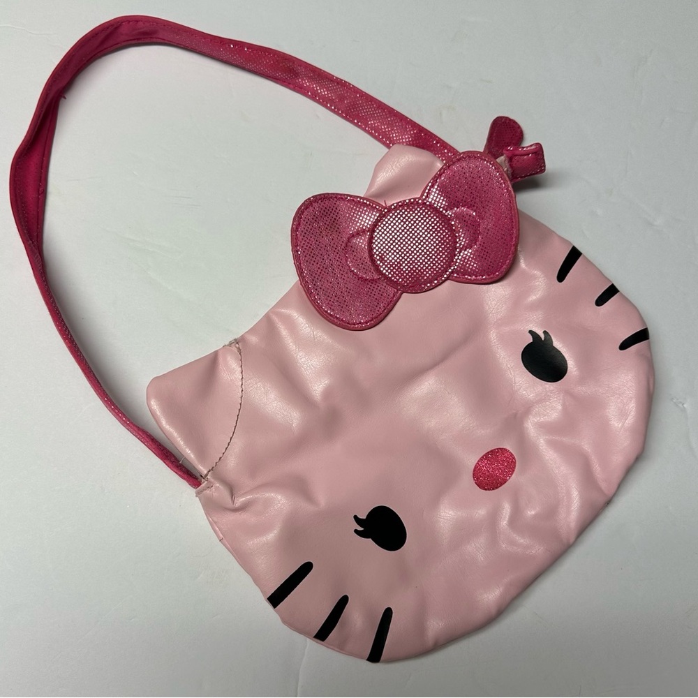 Hello Kitty purse